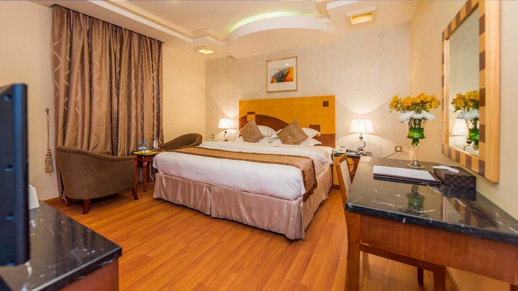 Renz Hotel Jeddah Ngoại thất bức ảnh